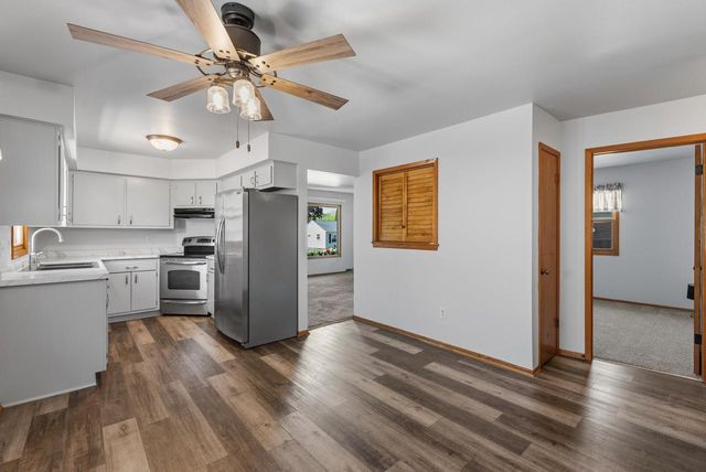 4248 91st PLACE, Greenfield, WI 53228