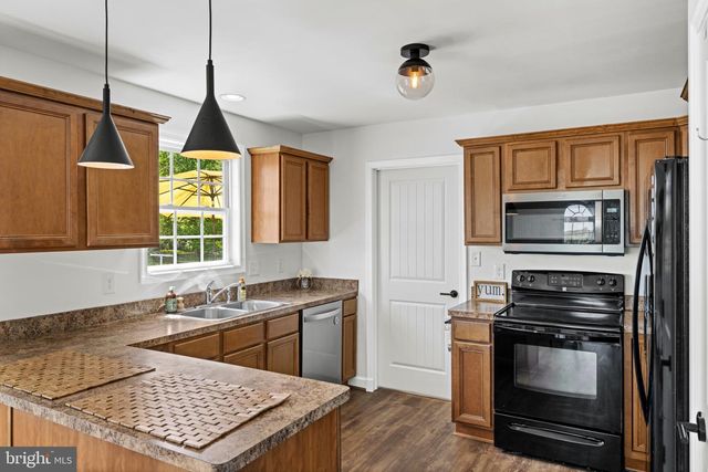 1523 BOWIE RD, Colonial Beach, VA 22443