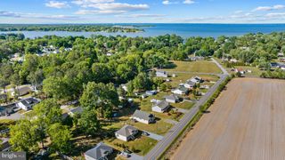 1523 BOWIE RD, Colonial Beach, VA 22443