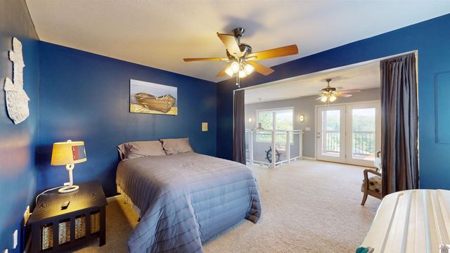 141 S Ash Street, Kuttawa, KY 42055