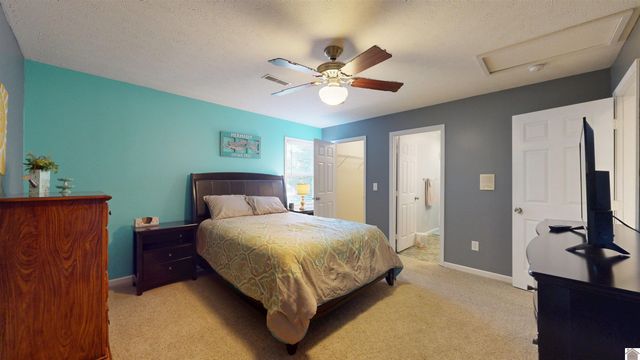 141 S Ash Street, Kuttawa, KY 42055