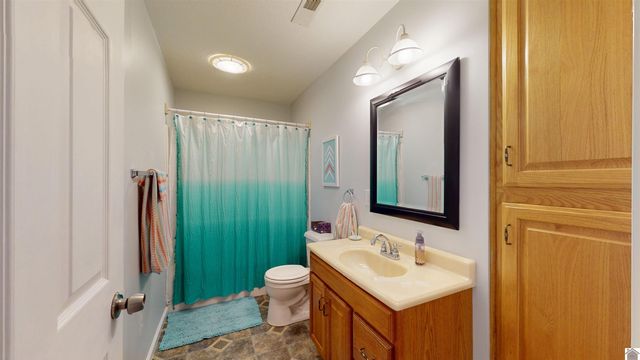 141 S Ash Street, Kuttawa, KY 42055
