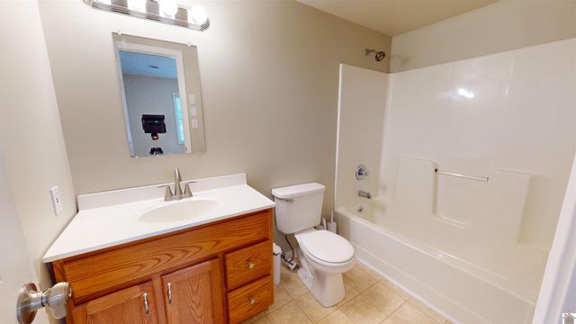 141 S Ash Street, Kuttawa, KY 42055