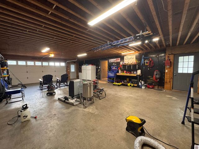 141 S Ash Street, Kuttawa, KY 42055
