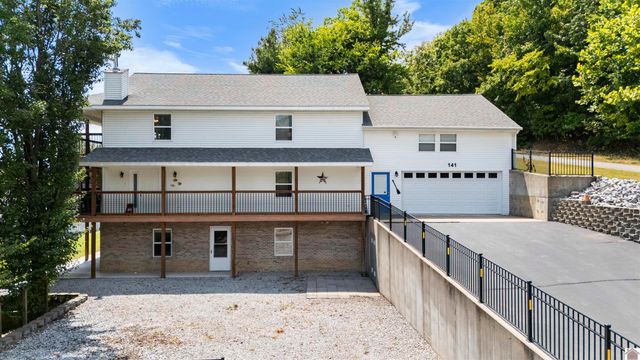 141 S Ash Street, Kuttawa, KY 42055