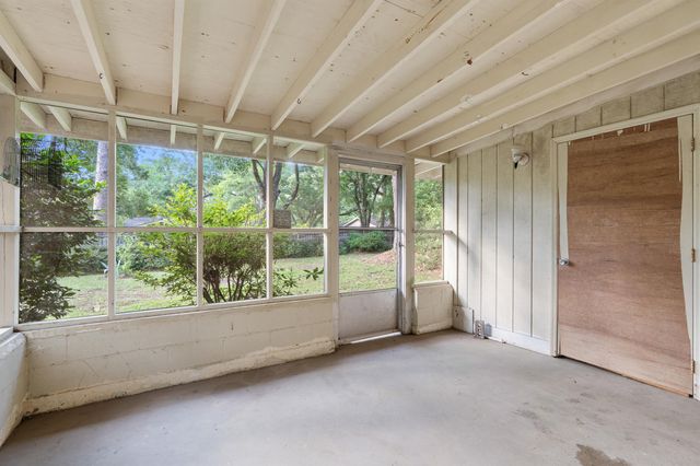 926 Maplewood Avenue, Tallahassee, FL 32303