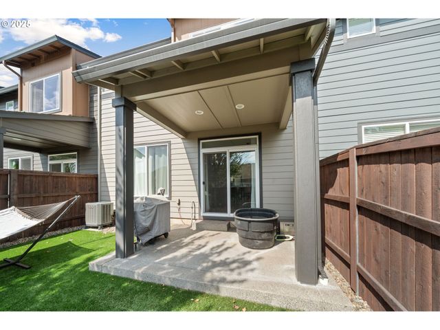 12009 Ne 108TH St, Vancouver, WA 98662