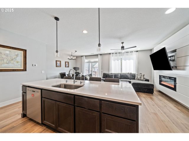 12009 Ne 108TH St, Vancouver, WA 98662