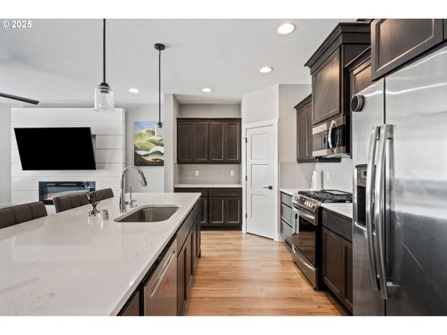 12009 Ne 108TH St, Vancouver, WA 98662