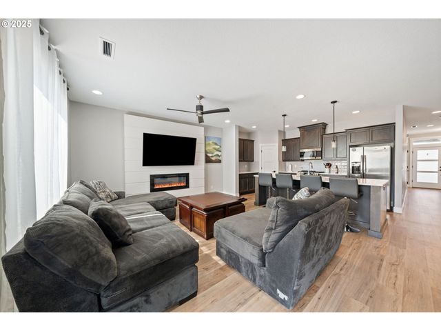 12009 Ne 108TH St, Vancouver, WA 98662