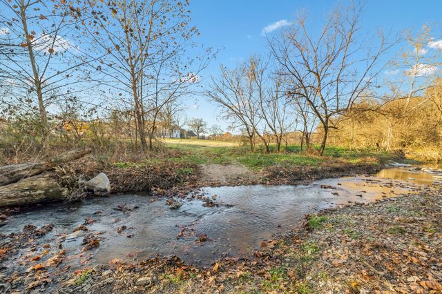 2098 Charity Rd, Fayetteville, TN 37334