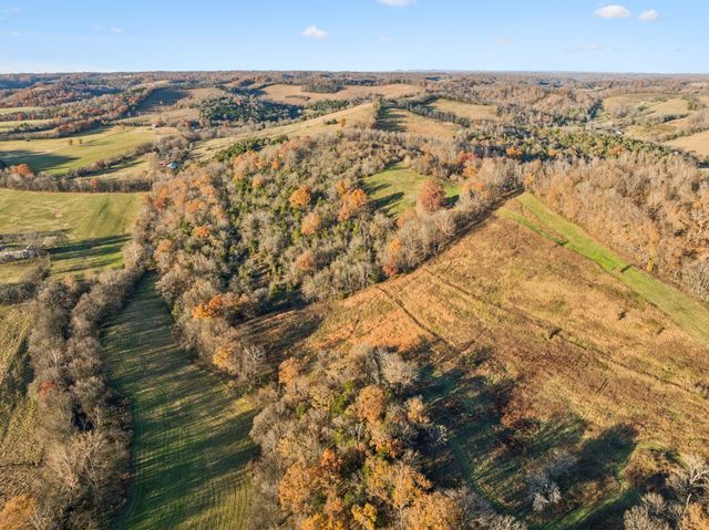 2098 Charity Rd, Fayetteville, TN 37334