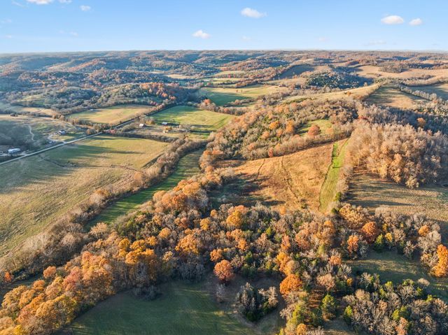 2098 Charity Rd, Fayetteville, TN 37334