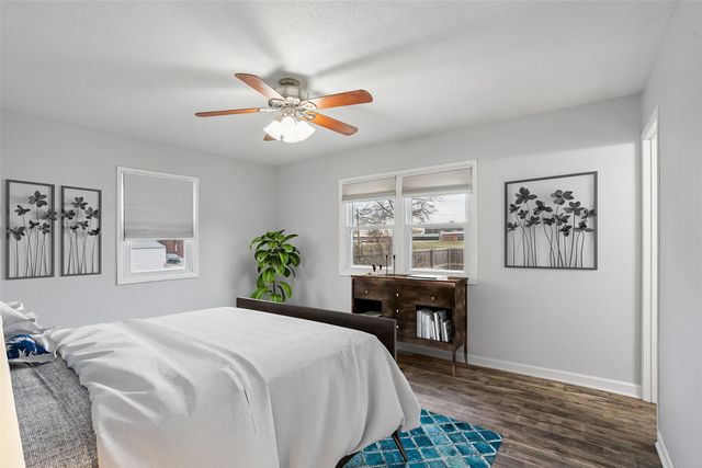 310 S Conrey Street, Knoxville, IA 50138