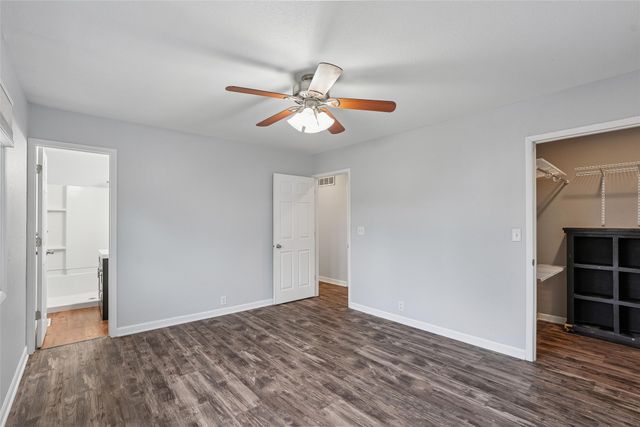 310 S Conrey Street, Knoxville, IA 50138