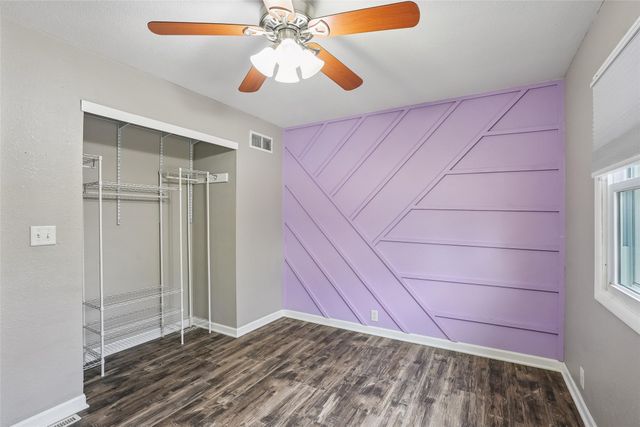 310 S Conrey Street, Knoxville, IA 50138