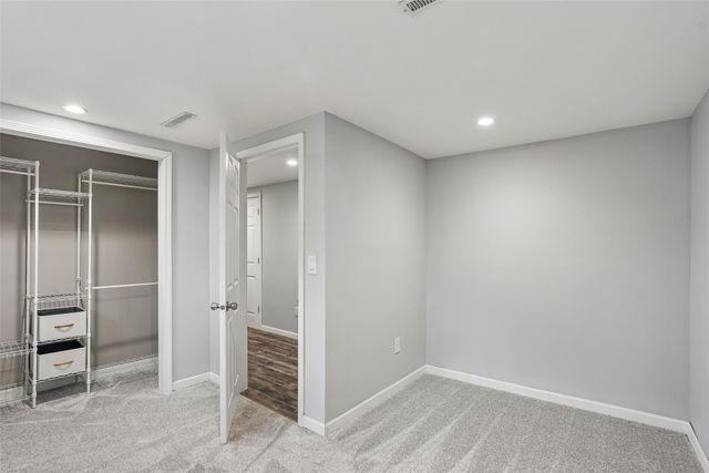 310 S Conrey Street, Knoxville, IA 50138