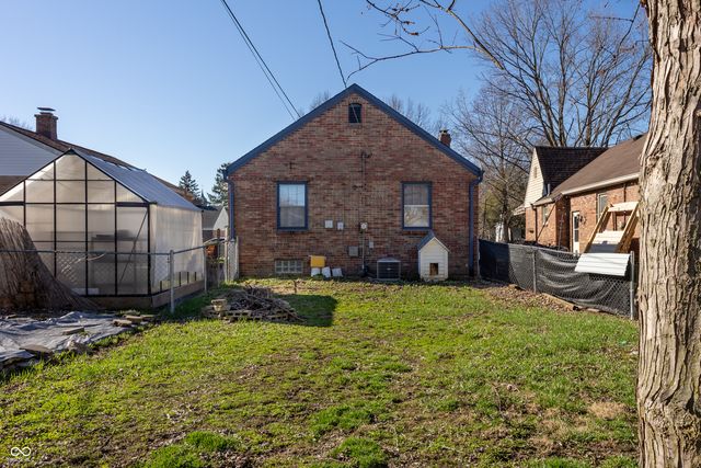 4612 Stratford Avenue, Indianapolis, IN 46201