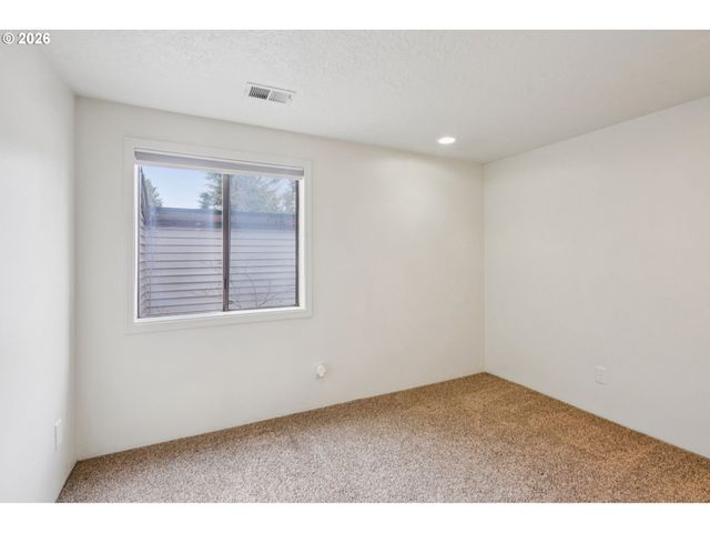 12316 Se 104TH Ct, Happy Valley, OR 97086