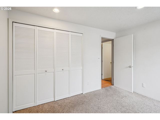 12316 Se 104TH Ct, Happy Valley, OR 97086