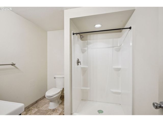 12316 Se 104TH Ct, Happy Valley, OR 97086