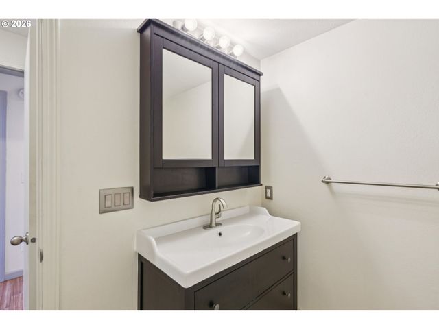 12316 Se 104TH Ct, Happy Valley, OR 97086