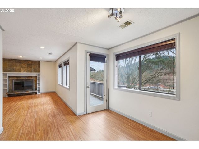 12316 Se 104TH Ct, Happy Valley, OR 97086