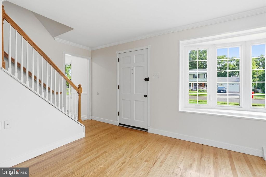 243 CRESTVIEW RD, HATBORO, PA 19040 — photo 3