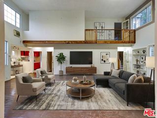 1428 N Mccadden Place, Los Angeles, CA 90028