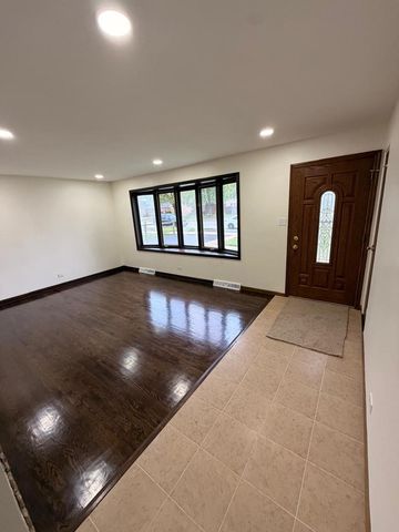 10809 Austin Avenue, Chicago Ridge, IL 60415