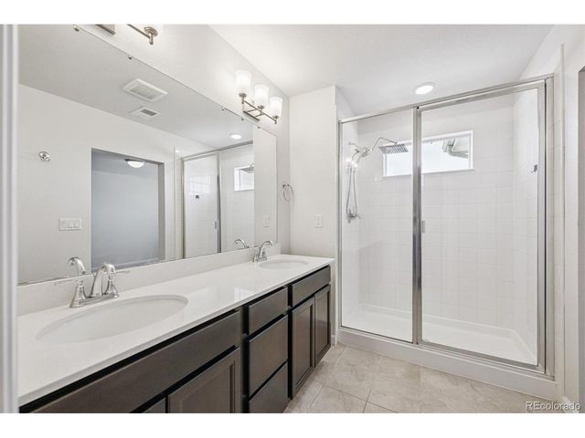 10581 Paris St 1002, Commerce City, CO 80640