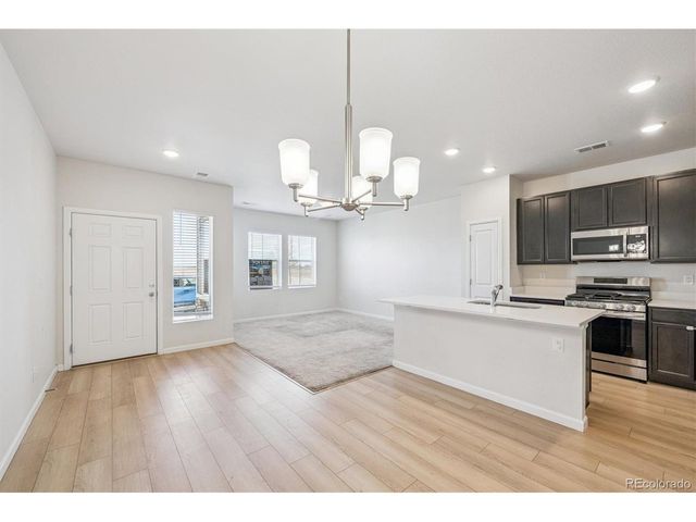 10581 Paris St 1002, Commerce City, CO 80640