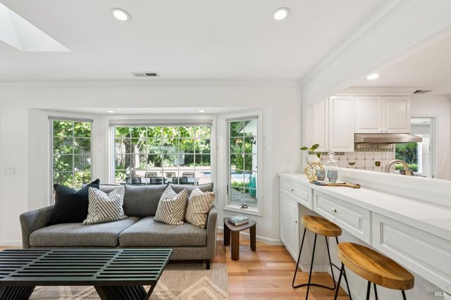 49 Don Timoteo Ct, Sonoma, CA 95476