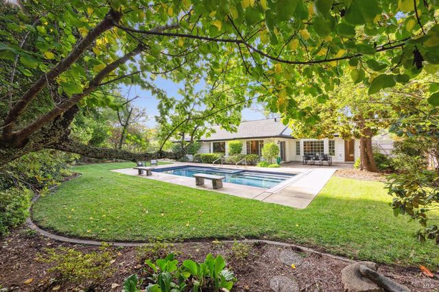 49 Don Timoteo Ct, Sonoma, CA 95476