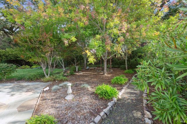 49 Don Timoteo Ct, Sonoma, CA 95476