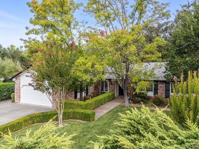 49 Don Timoteo Ct, Sonoma, CA 95476