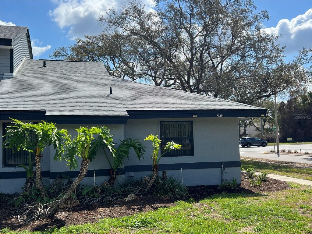 Image 17 of property listing at 2615 GRADUATE COURT, Orlando, FL 32826