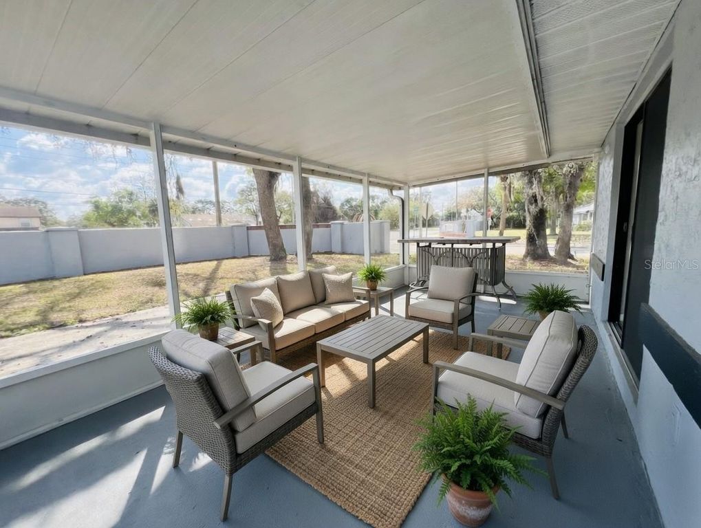 Image 23 of property listing at 2615 GRADUATE COURT, Orlando, FL 32826