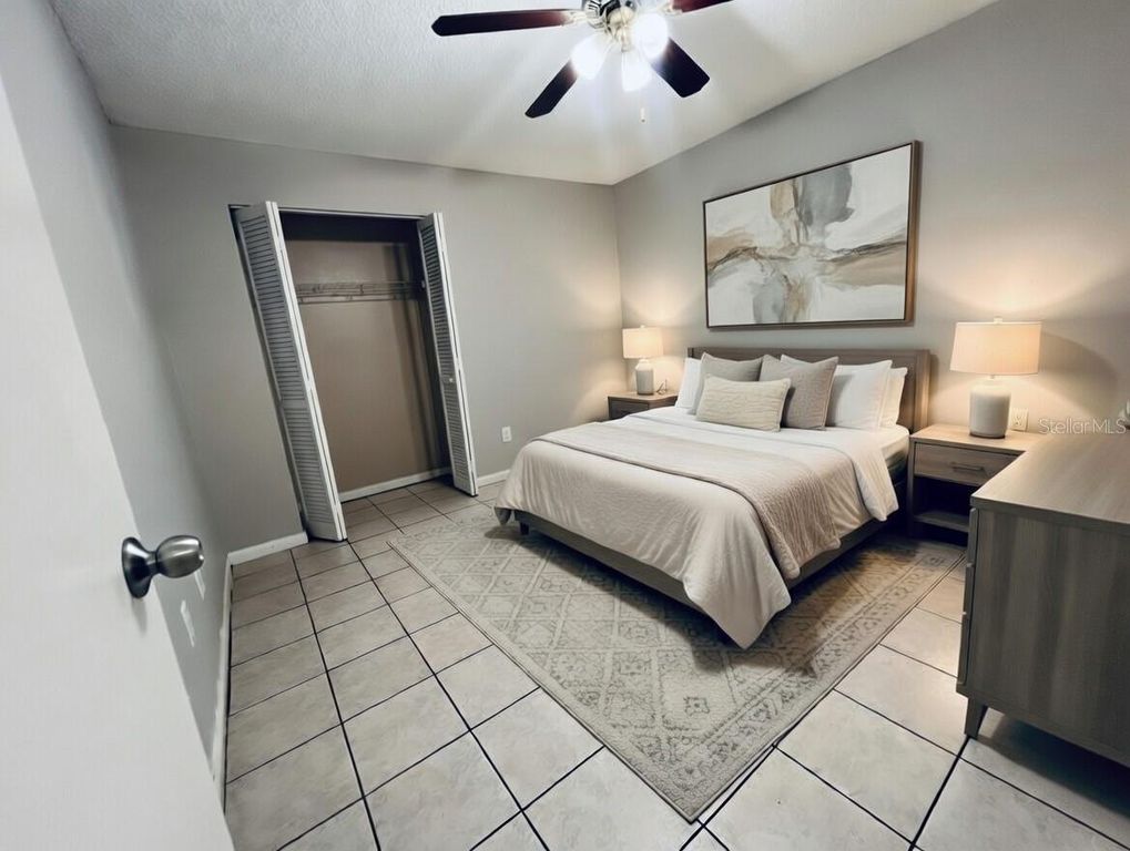 Image 8 of property listing at 2615 GRADUATE COURT, Orlando, FL 32826