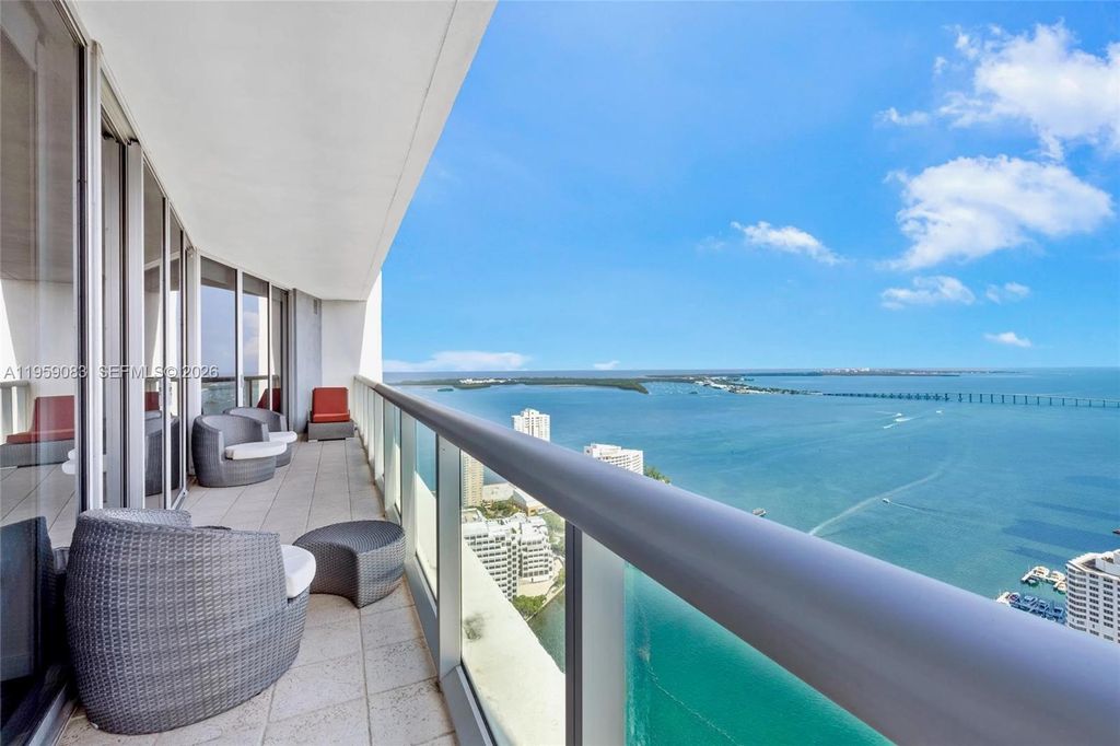 495 Brickell Ave 4805, Miami, FL 33131