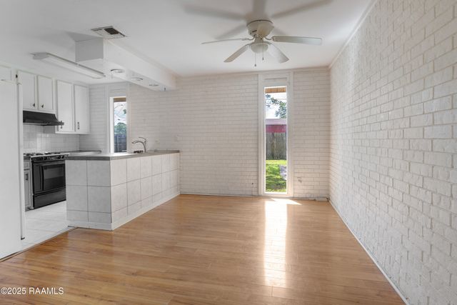 2501 W Congress Street, Lafayette, LA 70506