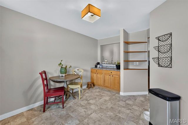 384-386 Shadow Pines Drive, Wentzville, MO 63385