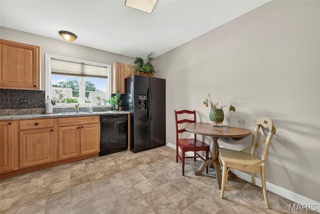 384-386 Shadow Pines Drive, Wentzville, MO 63385