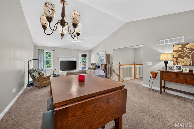 384-386 Shadow Pines Drive, Wentzville, MO 63385