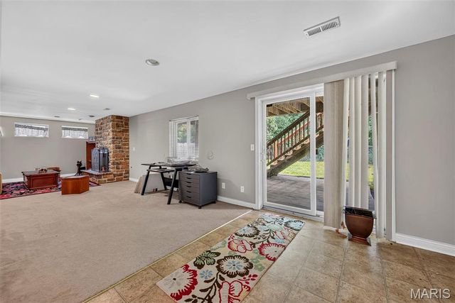 384-386 Shadow Pines Drive, Wentzville, MO 63385