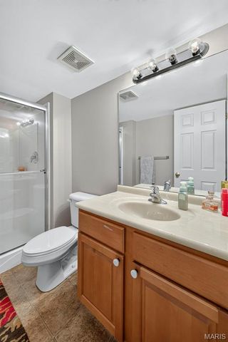 384-386 Shadow Pines Drive, Wentzville, MO 63385