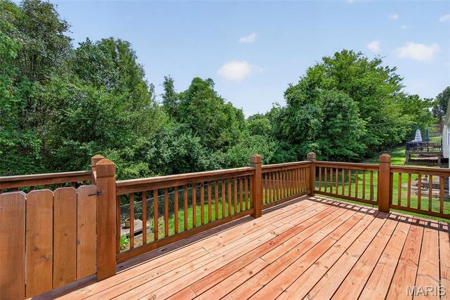 384-386 Shadow Pines Drive, Wentzville, MO 63385