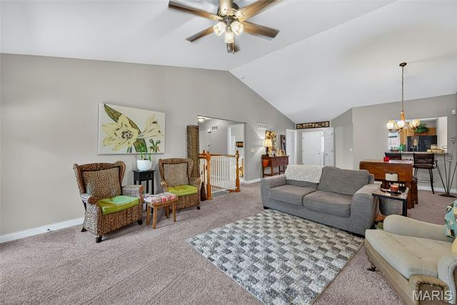 384-386 Shadow Pines Drive, Wentzville, MO 63385