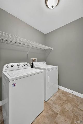 384-386 Shadow Pines Drive, Wentzville, MO 63385