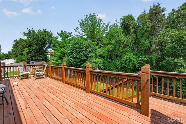 384-386 Shadow Pines Drive, Wentzville, MO 63385